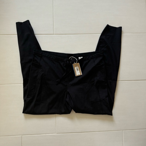 Patagonia Other - NWT Patagonia M's Endless Run Tights XL
